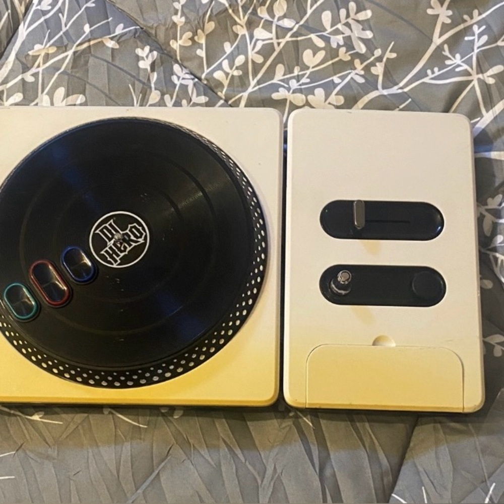 PlayStation PS3 DJ Hero Wireless Turntable Controller (No Dongle) Untested/Parts
